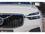 Volvo XC60 2.0 B5 250pk AUT Momentum Exclusive | Panoramadak | Head-up | 360 Camera | Navigatie | Adaptive Cruise