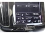 Volvo XC60 2.0 B5 250pk AUT Momentum Exclusive | Panoramadak | Head-up | 360 Camera | Navigatie | Adaptive Cruise
