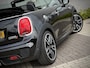MINI Cooper S Mini Cabrio 2.0 192 pk John Cooper Works YOURS Lederen Sportstoelen | Achteruitrijcamera | Apple Carplay | Keyless Entry | 18 inch JCW L.M. Velgen | Origin. NL 2e Eign. Dealer O.H.
