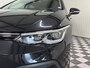 Volkswagen Golf 1.0 eTSI DSG | Life Business 5-Drs | Navi | Virtual