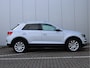 Volkswagen T-Roc 1.0 TSI Style | Camera | Trekhaak | Navigatie | Org. NL
