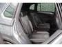 Volkswagen Tiguan 1.5 TSI 150pk DSG R-Line Business+ | Trekhaak Wegklapbaar| Navigatie | Active Info Display