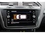 Volkswagen Tiguan 1.5 TSI 150pk DSG R-Line Business+ | Trekhaak Wegklapbaar| Navigatie | Active Info Display