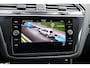 Volkswagen Tiguan 1.5 TSI 150pk DSG R-Line Business+ | Trekhaak Wegklapbaar| Navigatie | Active Info Display