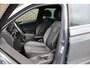 Volkswagen Tiguan 1.5 TSI 150pk DSG R-Line Business+ | Trekhaak Wegklapbaar| Navigatie | Active Info Display