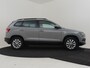 Skoda Karoq 1.0 TSI Business Edition 110Pk | Glazen Panorama-dak | Stoelverwarming | Apple carplay Android auto | Airco automatisch | Navigatie | DAB | Cruise control  16"LMV