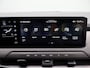Kia EV3 Plus Advanced 81.4 kWh Trekhaak | LM Velgen 19" | Open Dak | Leder | Stoelverwarming | Premium Sound | Elektrische stoel | Camera | Navi | Clima