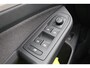 Volkswagen Golf Life Edition eHybrid | 'App-Connect' draadloze smartphone integratie | Achterbank in ongelijke delen neerklapbaar incl. middenarmsteun en doorlaadmogelijkheid | Afstandscontrolesysteem (Front Assist)
