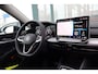 Volkswagen Golf Life Edition eHybrid | 'App-Connect' draadloze smartphone integratie | Achterbank in ongelijke delen neerklapbaar incl. middenarmsteun en doorlaadmogelijkheid | Afstandscontrolesysteem (Front Assist)