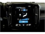 Volvo XC40 1.5 T5 Plug-in Hybrid 193kW/262pk DCT7 R-Design PANORAMADAK + HARMAN/KARDON + ADAPT.CRUISE + PILOT ASSIST + NAVI SENSUS + BLIS + EL.TREKHAAK + LANE ASSIST + EL.STOELEN + STOEL-&STUURVERWARMING + CAMERA + KEYLESS + PARKSENSOREN V&A + 19” LM-VELGEN!!
