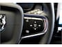 Volvo XC40 1.5 T5 Plug-in Hybrid 193kW/262pk DCT7 R-Design PANORAMADAK + HARMAN/KARDON + ADAPT.CRUISE + PILOT ASSIST + NAVI SENSUS + BLIS + EL.TREKHAAK + LANE ASSIST + EL.STOELEN + STOEL-&STUURVERWARMING + CAMERA + KEYLESS + PARKSENSOREN V&A + 19” LM-VELGEN!!