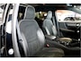 Volvo XC40 1.5 T5 Plug-in Hybrid 193kW/262pk DCT7 R-Design PANORAMADAK + HARMAN/KARDON + ADAPT.CRUISE + PILOT ASSIST + NAVI SENSUS + BLIS + EL.TREKHAAK + LANE ASSIST + EL.STOELEN + STOEL-&STUURVERWARMING + CAMERA + KEYLESS + PARKSENSOREN V&A + 19” LM-VELGEN!!