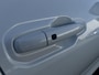 Suzuki e-Vitara 61kWH Style | 100% Electrisch | Panoramadak | 19inch LM Velgen | Parkeersensoren voor en achter |