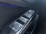 Suzuki e-Vitara 61kWH Style | 100% Electrisch | Panoramadak | 19inch LM Velgen | Parkeersensoren voor en achter |