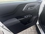 Suzuki e-Vitara 61kWH Style | 100% Electrisch | Panoramadak | 19inch LM Velgen | Parkeersensoren voor en achter |