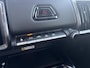 Suzuki e-Vitara 61kWH Style | 100% Electrisch | Panoramadak | 19inch LM Velgen | Parkeersensoren voor en achter |