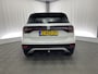 Volkswagen T-Cross 1.0 TSI Style | Apple carplay | Navi | LED | Trekhaak | Cruise adaptief | Sportstoelen | Dodehoek det.