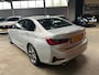 BMW 3-Serie 330I EXECUTIVE / Sportstoelen / Half Leder
