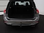 Ford Focus 1.5 EcoBoost ST Line X | Panoramadak | Trekhaak | Adaptive cruise | Stoelverwarming | Half leder | Camera | Carplay | Elektrische stoel | Stuurverwarming | Full LED | Navigatie | Climate control