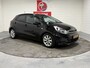 Kia Rio 1.2 CVVT DynamicLine, Volledig dealer onderhouden, Achteruitrijcamera, Cruise, Climate control, Lichtmetaal all season, Navigatie, Blue tooth