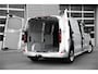 Volkswagen e-Transporter Transporter Style 286 pk Electrisch L2 IQ-Light | Trekhaak | Navigatie | Adaptive Cruise | Digitaal Dashboard