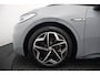 Volkswagen ID.3 First Plus 58 kWh SOH 92,7% | IQ Light | Navigatie | Camera | Stoel/Stuurverwarming .