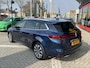 Renault Megane Estate Plug-In Hybrid 160 Intens | Pack Parking | Head-up Display | Verwarmbare voorstoelen |