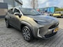 Toyota Yaris Cross HYBRID 115 FIRST EDITION STOEL/STUURVERW APPLE/ANDROID NAVI CLIMA AD-CRUISE 17” LM-VELGEN ALL-SEASONS