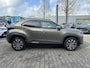 Toyota Yaris Cross HYBRID 115 FIRST EDITION STOEL/STUURVERW APPLE/ANDROID NAVI CLIMA AD-CRUISE 17” LM-VELGEN ALL-SEASONS