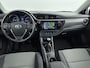Toyota Auris 1.2T Volcano Edition | Panoramadak | Navigatie | Cruise | Clima | Camera | 17 inch | Rijstrooksensor | Bluetooth