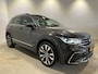 Volkswagen Tiguan 1.4 TSI eHybrid R-Line Business Trekhaak | Navigatie | LM Velgen 20" | Cruise Control Adaptief | Airco | PDC Voor en Achter |