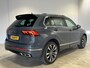 Volkswagen Tiguan 1.4 TSI eHybrid R-Line Business Trekhaak | Navigatie | LM Velgen 20" | Cruise Control Adaptief | Airco | PDC Voor en Achter |