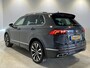 Volkswagen Tiguan 1.4 TSI eHybrid R-Line Business Trekhaak | Navigatie | LM Velgen 20" | Cruise Control Adaptief | Airco | PDC Voor en Achter |