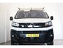 Opel Vivaro 2.0 Diesel 145 L2 | Imperiaal | 3 Zitplaatsen | Camera | Voorstoelen & Stuur Verwarmd | Cruise | DAB |