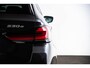 BMW 5-Serie Touring 530e M Sport - Active Cruise Control - Parking/Driving Assistant - Sportstoelen - Elektrisch verwarmde voorstoelen - Getinte Ruiten - Ambiance verlichting - M Koplampen Shadow Line -