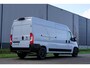 Fiat Ducato 35H 2.2 MultiJet L3H2 in Topstaat |180 pk |Automaat |Expeditie Grijs |Camera |Cruise |Navi |Nieuwe model |Trekhaak |Digitaal dashboard |Carplay |3500 KG |1e eigenaar