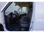 Fiat Ducato 35H 2.2 MultiJet L3H2 in Topstaat |180 pk |Automaat |Expeditie Grijs |Camera |Cruise |Navi |Nieuwe model |Trekhaak |Digitaal dashboard |Carplay |3500 KG |1e eigenaar