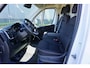 Citroën Jumper 2.2 BlueHDi 140 S&S L2H2 3.5t in Topstaat |Trekhaak |Betimmering |2e airbag |Groot scherm |Standkachel |Stoelverwarming |Keyless entry en start |Camera |Cruise |Navi |3500 KG