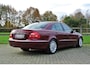 Mercedes-Benz E-klasse 500 Elegance V8 AUTOMAAT | Als nieuw en met volledige historie | Massagestoelen | Adaptieve Cruise-Control | Luchtvering | Climate Control | Schuifdak | Xenon | VOL VOL OPTIE S NIEUWSTAAT