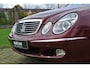 Mercedes-Benz E-klasse 500 Elegance V8 AUTOMAAT | Als nieuw en met volledige historie | Massagestoelen | Adaptieve Cruise-Control | Luchtvering | Climate Control | Schuifdak | Xenon | VOL VOL OPTIE S NIEUWSTAAT
