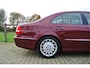 Mercedes-Benz E-klasse 500 Elegance V8 AUTOMAAT | Als nieuw en met volledige historie | Massagestoelen | Adaptieve Cruise-Control | Luchtvering | Climate Control | Schuifdak | Xenon | VOL VOL OPTIE S NIEUWSTAAT