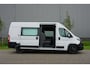 Peugeot Boxer 335 2.2 BlueHDi 140 L3H2 Premium DC Dubbele cabine |6-persoons |Airco |Camera |Cruise |3500 KG |EURO6D |Carplay |Twincab |Nieuw |Direct leverbaar