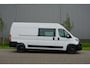 Peugeot Boxer 335 2.2 BlueHDi 140 L3H2 Premium DC Dubbele cabine |6-persoons |Airco |Camera |Cruise |3500 KG |EURO6D |Carplay |Twincab |Nieuw |Direct leverbaar