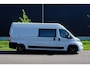 Fiat Ducato 3.5T L3H2 47 kWh met Snellaad functie |Navigatie |Climate Control |Achteruitrijcamera |LED |DAB+ |Airbags voor en zijkant |Nieuwstaat |Expeditie grijs |Laadruimte volledig bekleed | VOL VOL OPTIE S