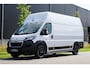 Peugeot Boxer 2.2 BlueHDi 140 L4H3 Zwaar 3.5t |Topstaat |EURO6D |1e eigenaar |Betimmering |Camera |Cruise |Navi |Climate |Lederen stuur |Carplay |Bluetooth |3500 KG |Heavy