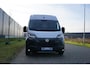 Peugeot Boxer 2.2 BlueHDi 180 L4H2 3.5t 180 pk |Automaat |Adaptive Cruise |Digitaal dashboard en groot scherm |Climate control |EURO6 |Topstaat |Betimmering