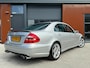 Mercedes-Benz E-klasse AMG 55 | Eisenmann-uitlaat | Volleer | H&K | Alcantarahemel | Airmatic | Open dak | Bi-xenon | Zonnerollo