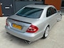 Mercedes-Benz E-klasse AMG 55 | Eisenmann-uitlaat | Volleer | H&K | Alcantarahemel | Airmatic | Open dak | Bi-xenon | Zonnerollo