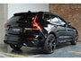 Volvo XC60 T6 Automaat Plug-in hybrid AWD Plus Black Edition | Luchtvering | Head-Up Display | Schuif/Kantel-Panoramadak | Harman Kardon Premium Audio | 21 inch Lichtmetalen Wielen | Volvo Guard Alarm |