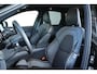 Volvo XC60 T6 Automaat Plug-in hybrid AWD Plus Black Edition | Luchtvering | Head-Up Display | Schuif/Kantel-Panoramadak | Harman Kardon Premium Audio | 21 inch Lichtmetalen Wielen | Volvo Guard Alarm |